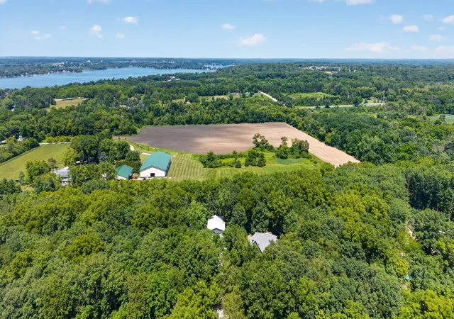 Photo 2 of Single family home for sale at 3410 Overlook Dr, Richmond, IL 60071 | MLS# 12699003 | Listing updated on 2026-09-14