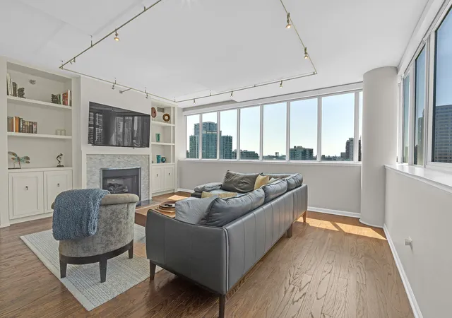 Homes for sale in Chicago, IL | 1515 S Prairie Ave #1214, Chicago, IL 60605 | MLS# 12699009
