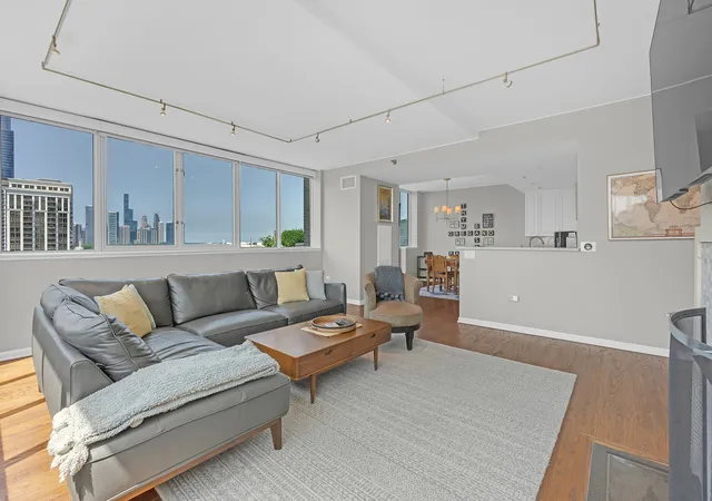 Homes for sale in Chicago, IL | 1515 S Prairie Ave #1214, Chicago, IL 60605 | MLS# 12699009