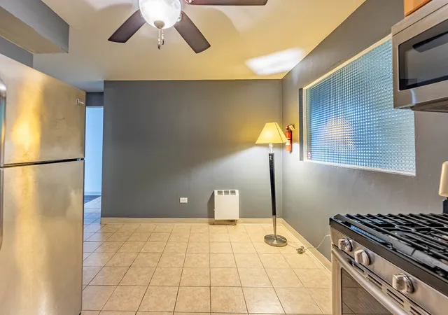 Homes for sale in Oak Park, IL | 1008 Washington Blvd #5, Oak Park, IL 60302 | MLS# 12699033