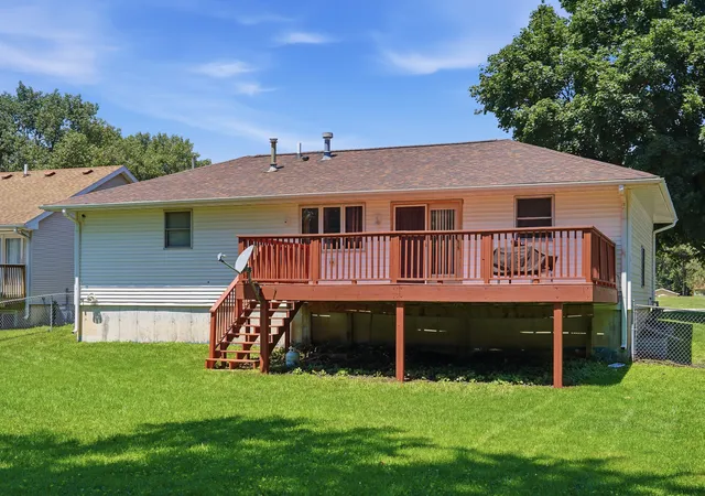 Homes for sale in Dixon, IL | 2004 W 4Th St, Dixon, IL 61021 | MLS# 12699063