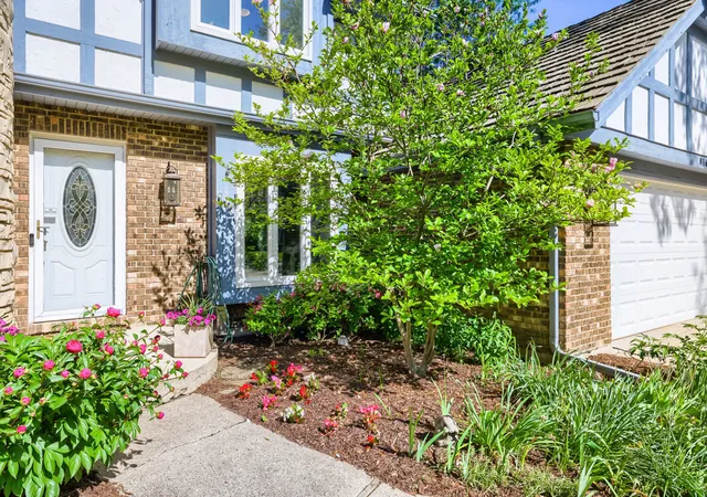 4th image of 816 Paddock Ln, Libertyville, IL 60048 | MLS# 12699071