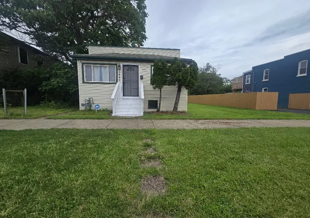 Photo 2 of Single family home for sale at 1640 Butler St, Chicago Heights, IL 60411 | MLS# 12699074 | Listing updated on 2026-08-10