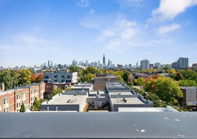 Homes for sale in Chicago, IL | 2342 W Adams St #406, Chicago, IL 60612 | MLS# 12699117