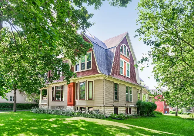 Photo 3 of Sale Pending at 120 Elmwood Pl, Sandwich, IL 60548 | MLS# 12699145 | Listing updated on 2026-08-21