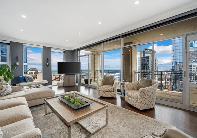 Photo 1 of Condo for sale at 1250 S Michigan Ave #2802, Chicago, IL 60605 | MLS# 12699206 | Listing updated on 2026-10-01