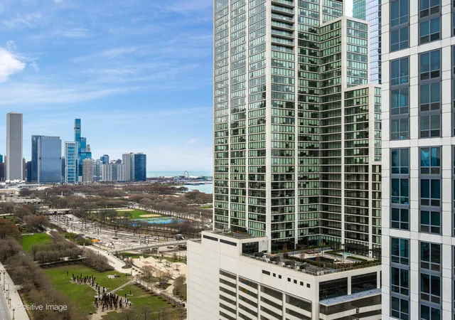 Photo 2 of Condo for sale at 1250 S Michigan Ave #2802, Chicago, IL 60605 | MLS# 12699206 | Listing updated on 2026-10-01