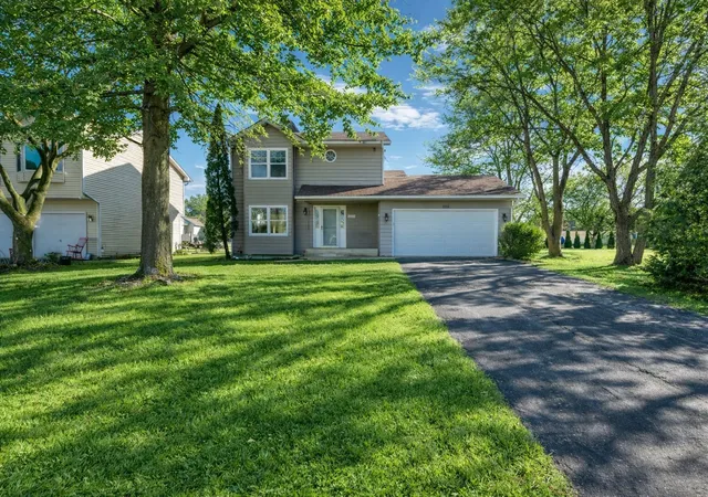 Homes for sale in Poplar Grove, IL | 508 Pembroke Rd Sw, Poplar Grove, IL 61065 | MLS# 12699230