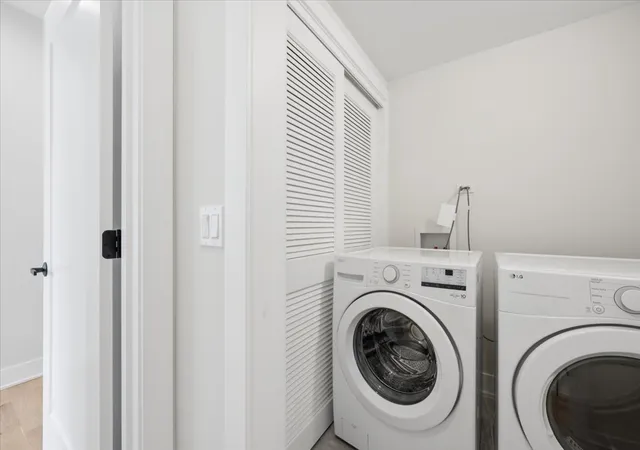 2nd image of 4537 N Clark St, Chicago, IL 60640