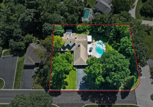 Homes for sale in Palatine, IL | 3000 California Ave, Palatine, IL 60067 | MLS# 12699240