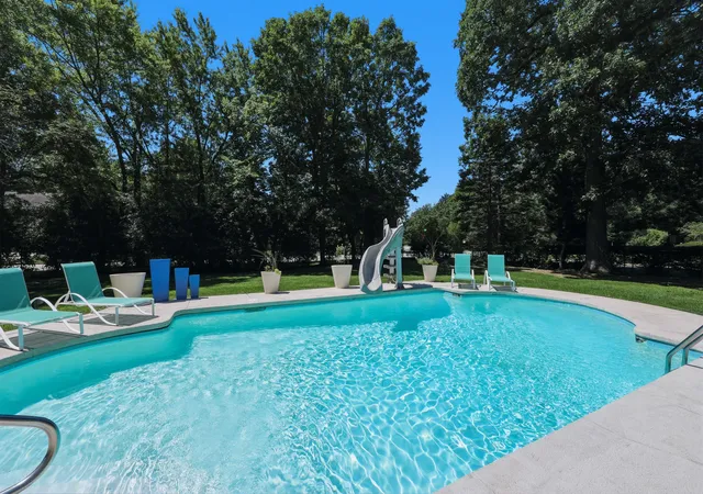 Homes for sale in Palatine, IL | 3000 California Ave, Palatine, IL 60067 | MLS# 12699240