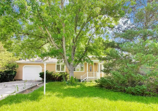 1st image of 20831 N Maple Ct, Deerfield, IL 60015 | MLS# 12699245