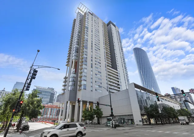 1st image of 737 W Washington Blvd #3406, Chicago, IL 60661 | MLS# 12699250