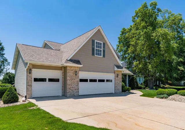 Homes for sale in Geneseo, IL | 1573 Crimson King Ct, Geneseo, IL 61254 | MLS# 12699272