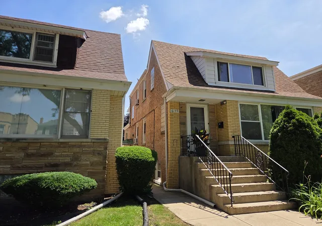 Homes for sale in Chicago, IL | 6159 N Meade Ave, Chicago, IL 60646 | MLS# 12699314
