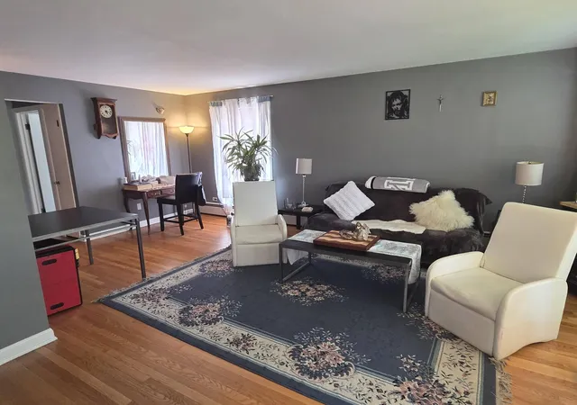 Homes for sale in Chicago, IL | 6159 N Meade Ave, Chicago, IL 60646 | MLS# 12699314