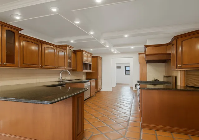 5th image of 9435 Central Park Ave, Evanston, IL 60203 | MLS# 12699323