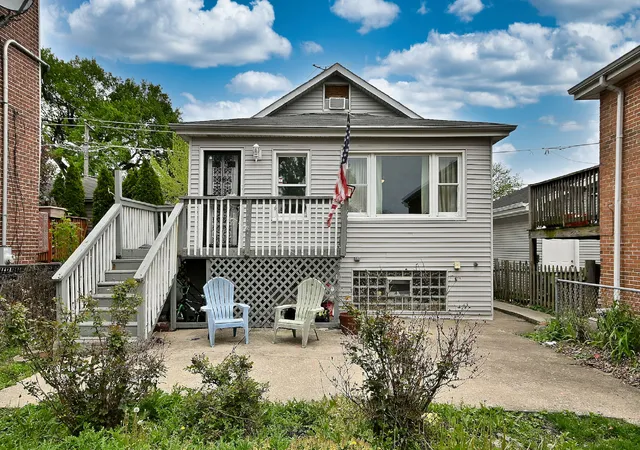 Homes for sale in Harwood Heights, IL | 4439 N Newland Ave, Harwood Heights, IL 60706 | MLS# 12699361