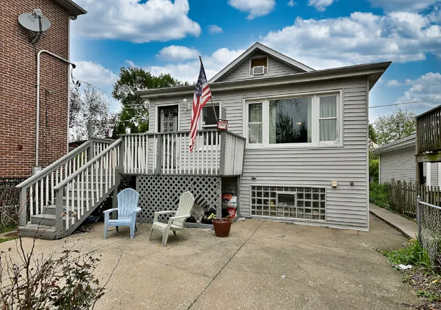 Homes for sale in Harwood Heights, IL | 4439 N Newland Ave, Harwood Heights, IL 60706 | MLS# 12699361
