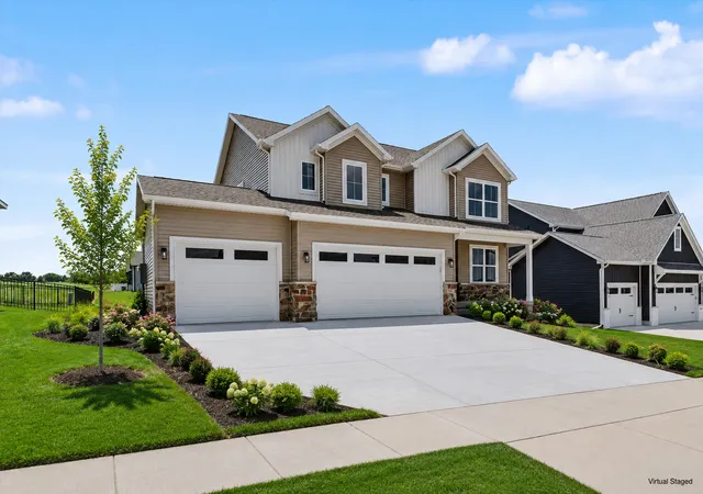 Homes for sale in Mahomet, IL | 705 Isabella Dr, Mahomet, IL 61853 | MLS# 12699377