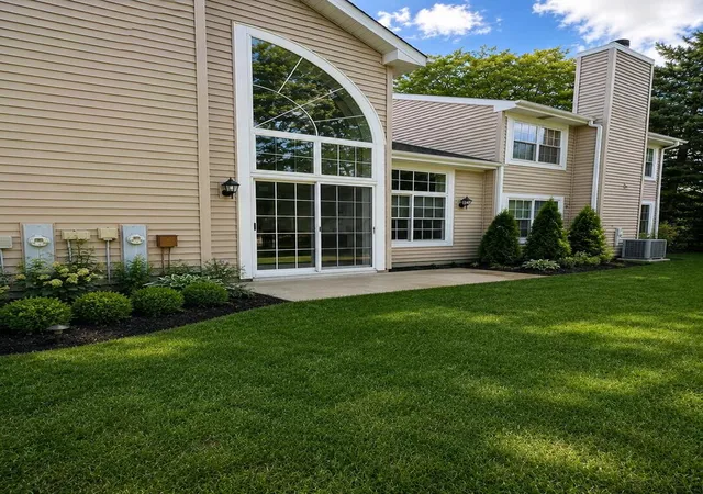 Homes for sale in Arlington Heights, IL | 624 W Happfield Dr #1717D, Arlington Heights, IL 60004 | MLS# 12699408