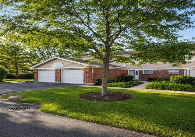 Homes for sale in Arlington Heights, IL | 624 W Happfield Dr #1717D, Arlington Heights, IL 60004 | MLS# 12699408