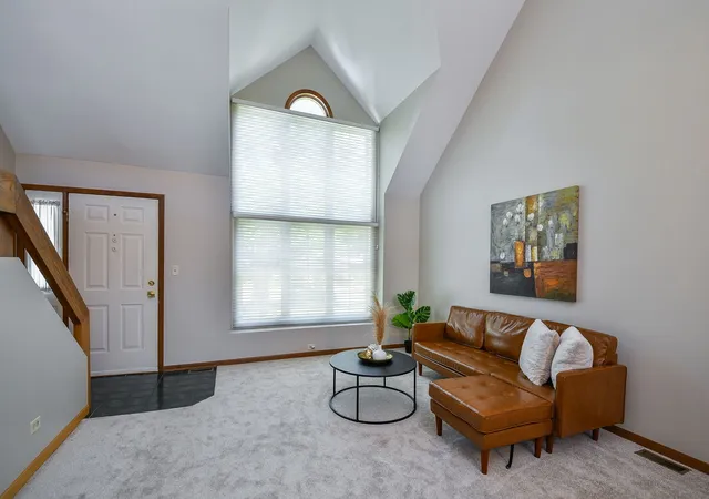 Photo 3 of Single family home for sale at 102 Juniper Dr, North Aurora, IL 60542 | MLS# 12699409 | Listing updated on 2026-09-27