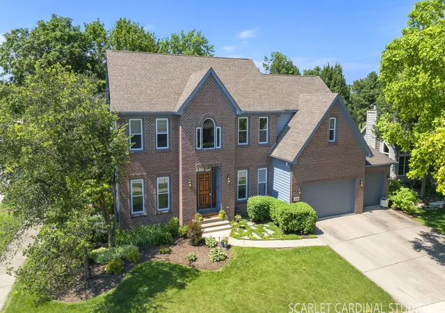 2nd image of 2760 Castlewood Ct, Aurora, IL 60504 | MLS# 12699412