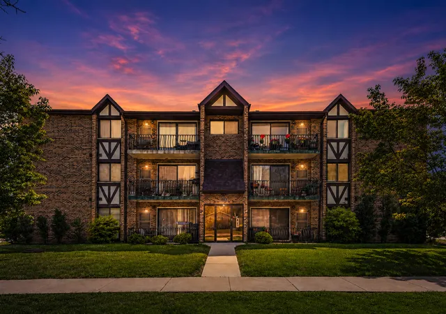 2nd image of 17510 71st Ct #3B, Tinley Park, IL 60477 | MLS# 12699424
