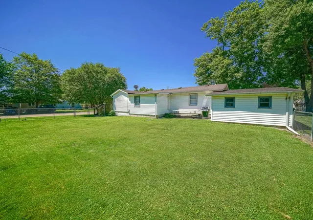 Homes for sale in Oregon, IL | 1009 S 4th St, Oregon, IL 61061 | MLS# 12699456