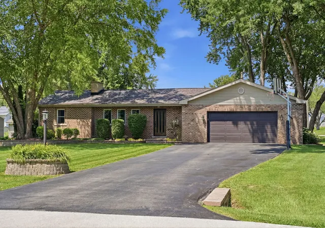 2nd image of 28 S Cherry Dr, Oswego, IL 60543 | MLS# 12699457