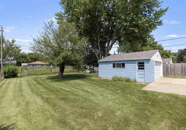 Homes for sale in Loves Park, IL | 2112 Maple Ave, Loves Park, IL 61111 | MLS# 12699489