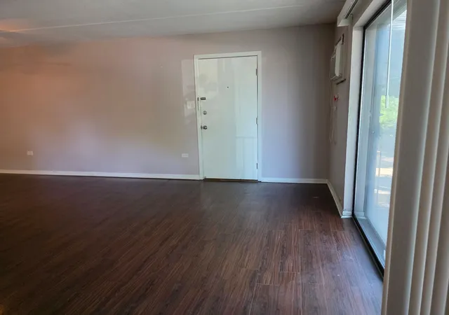 5th image of 724 Warren Ave #101, Downers Grove, IL 60515 | MLS# 12699519