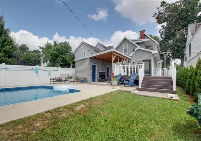 4th image of 1632 Kentucky St, Quincy, IL 62301 | MLS# 12699522