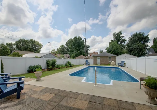 5th image of 1632 Kentucky St, Quincy, IL 62301 | MLS# 12699522