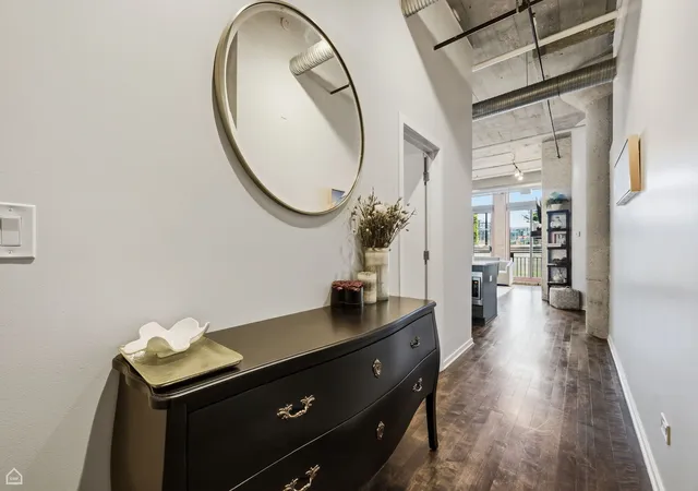 Homes for sale in Chicago, IL | 360 W Illinois St #5C, Chicago, IL 60654 | MLS# 12699525