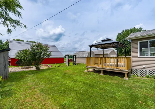 Photo 3 of Single family home for sale at 217 Melodie Ln, Colona, IL 61241 | MLS# 12699531 | Listing updated on 2026-10-02