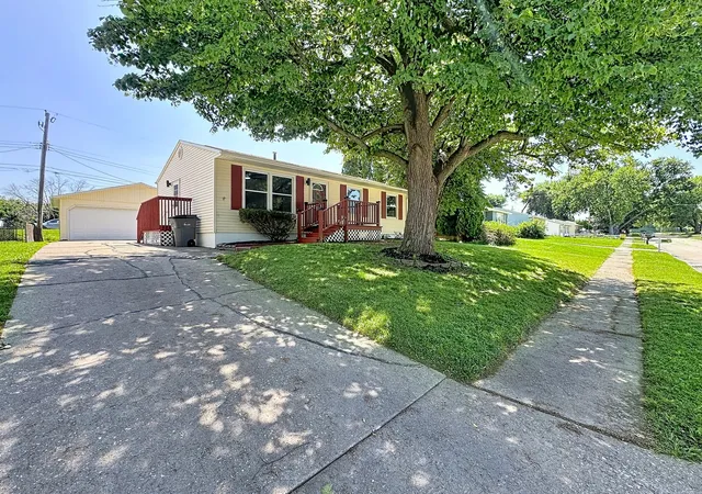 Homes for sale in Milan, IL | 1711 2Nd St, Milan, IL 61264 | MLS# 12699554