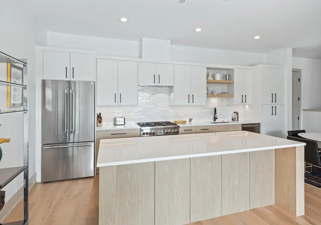 Homes for sale in Chicago, IL | 1548 W Ardmore Ave, Chicago, IL 60660