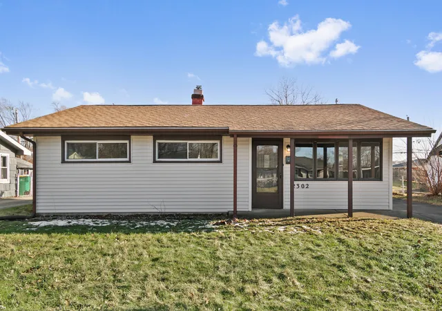 Homes for sale in Joliet, IL | 2302 Madonna Ave, Joliet, IL 60436 | MLS# 12699575
