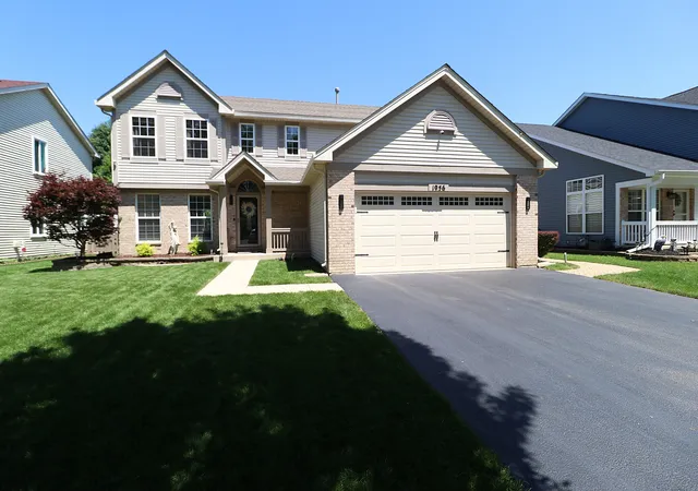 Homes for sale in Romeoville, IL | 1956 Tilson Ln, Romeoville, IL 60446 | MLS# 12699581