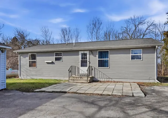 Homes for sale in Sycamore, IL | 23007 Lovell Rd, Sycamore, IL 60178 | MLS# 12699605