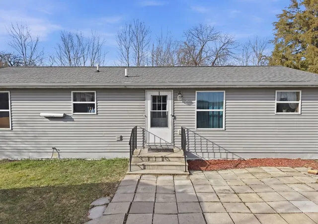 Homes for sale in Sycamore, IL | 23007 Lovell Rd, Sycamore, IL 60178 | MLS# 12699605