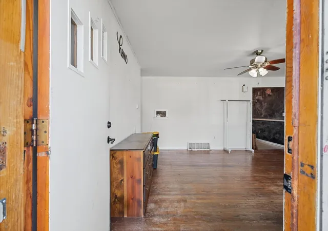 Photo 3 of Single family home for sale at 103 W Lincoln St, Fisher, IL 61843 | MLS# 12699619 | Listing updated on 2026-10-06