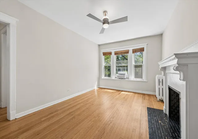 Homes for sale in Chicago, IL | 5052 S Blackstone Ave, Chicago, IL 60615