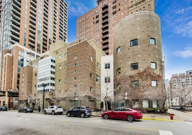 1st image of 40 E 9Th St #1601, Chicago, IL 60605 | MLS# 12699665