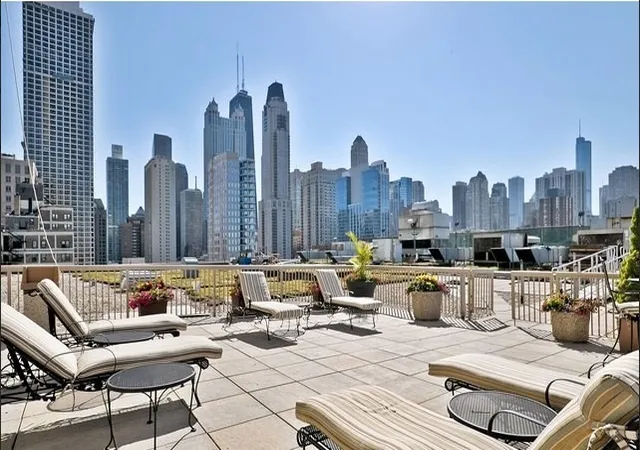 Homes for sale in Chicago, IL | 111 W Maple Street, Chicago, IL 60610 | Houzeo