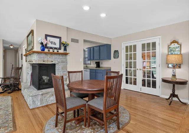 5th image of 4218 Seeley Ave, Downers Grove, IL 60515 | MLS# 12699709