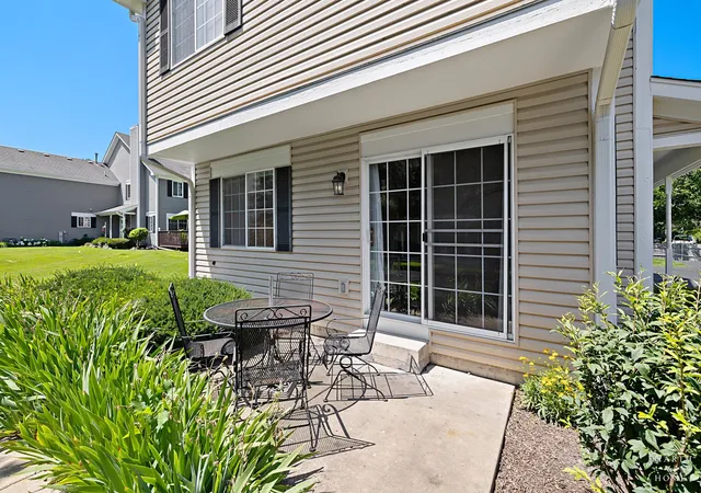 Homes for sale in Woodstock, IL | 677 Silver Creek Dr, Woodstock, IL 60098 | MLS# 12699720