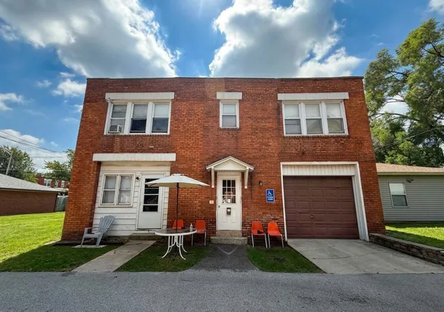 5th image of 2333 Walnut St, Blue Island, IL 60406 | MLS# 12699751